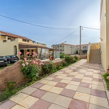 Kosmos St4 In Agios Stefanos アパートホテル 4*