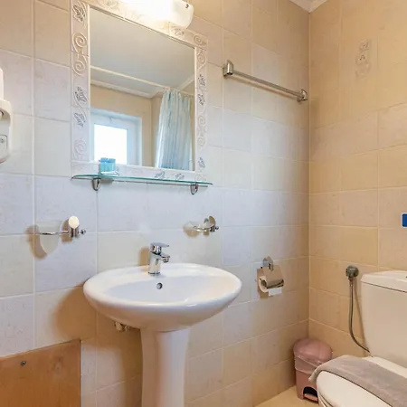 Kosmos St4 In Agios Stefanos Aparthotel