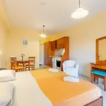 Kosmos St4 In Agios Stefanos Aparthotel